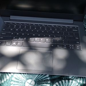 LENOVO IDEAPAD I14 IDEAPAD. 14 INCH COLOR SILVER STEEL AND CHARCOAL GRAY